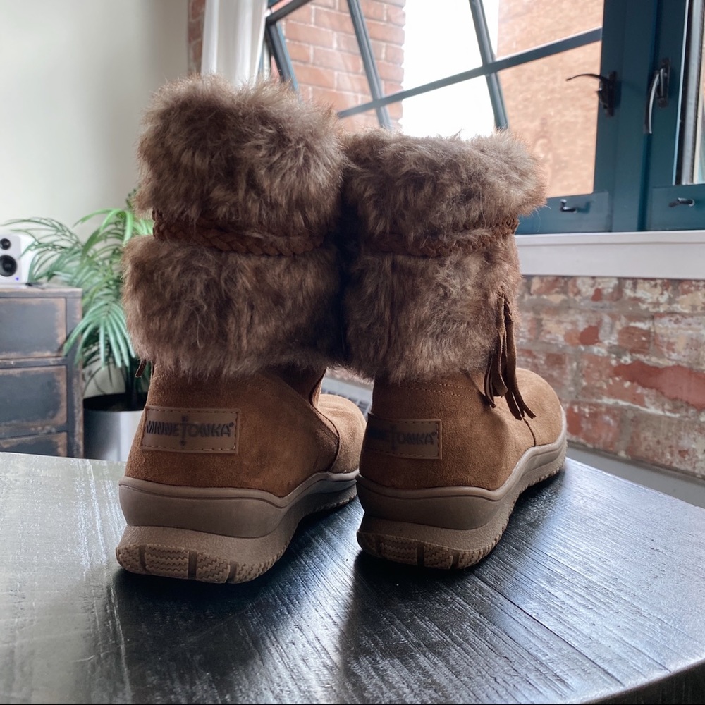 NEW MINNETONKA MOCS - Picture 5 of 6